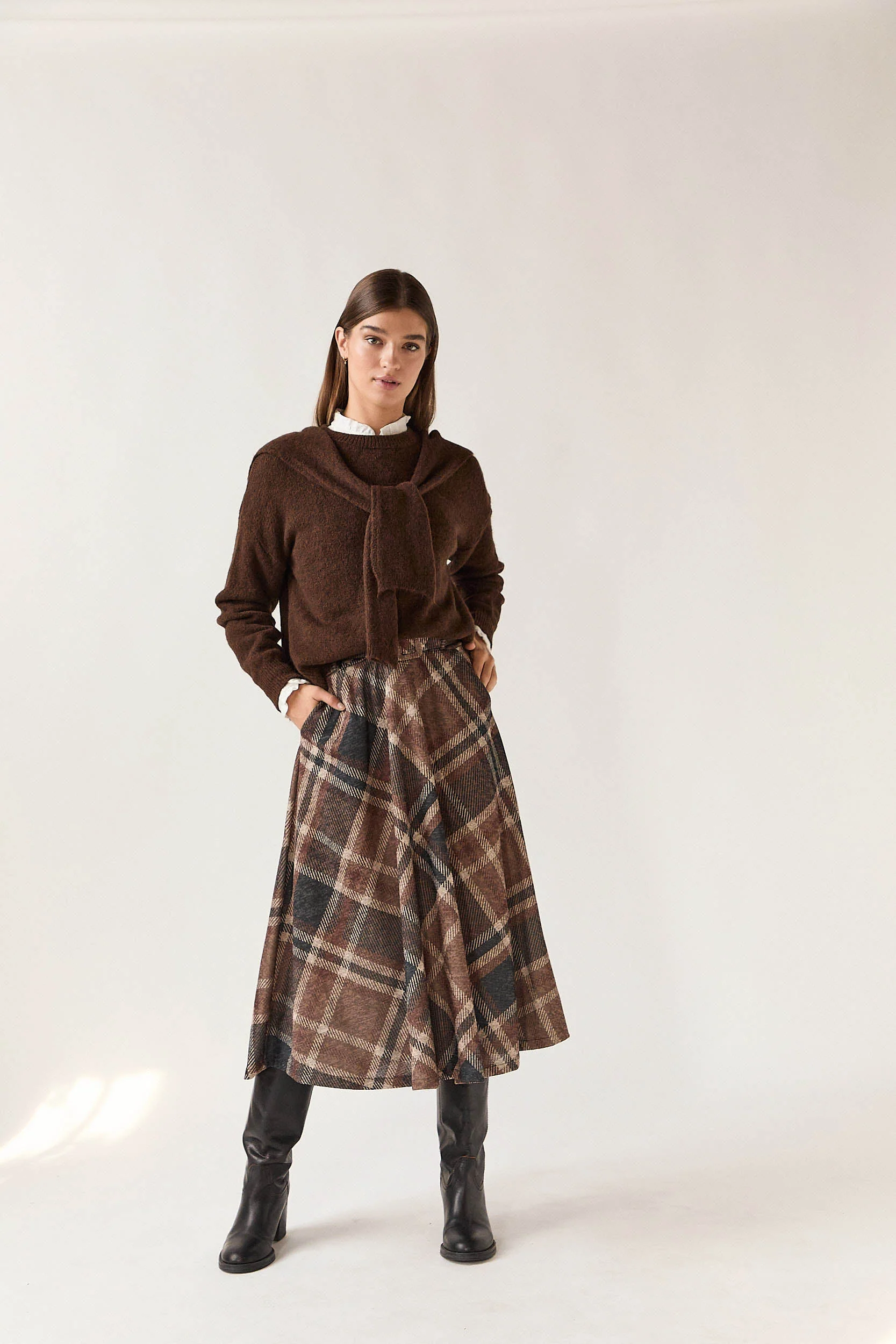 Falda midi cuadros gris - Imagen 4