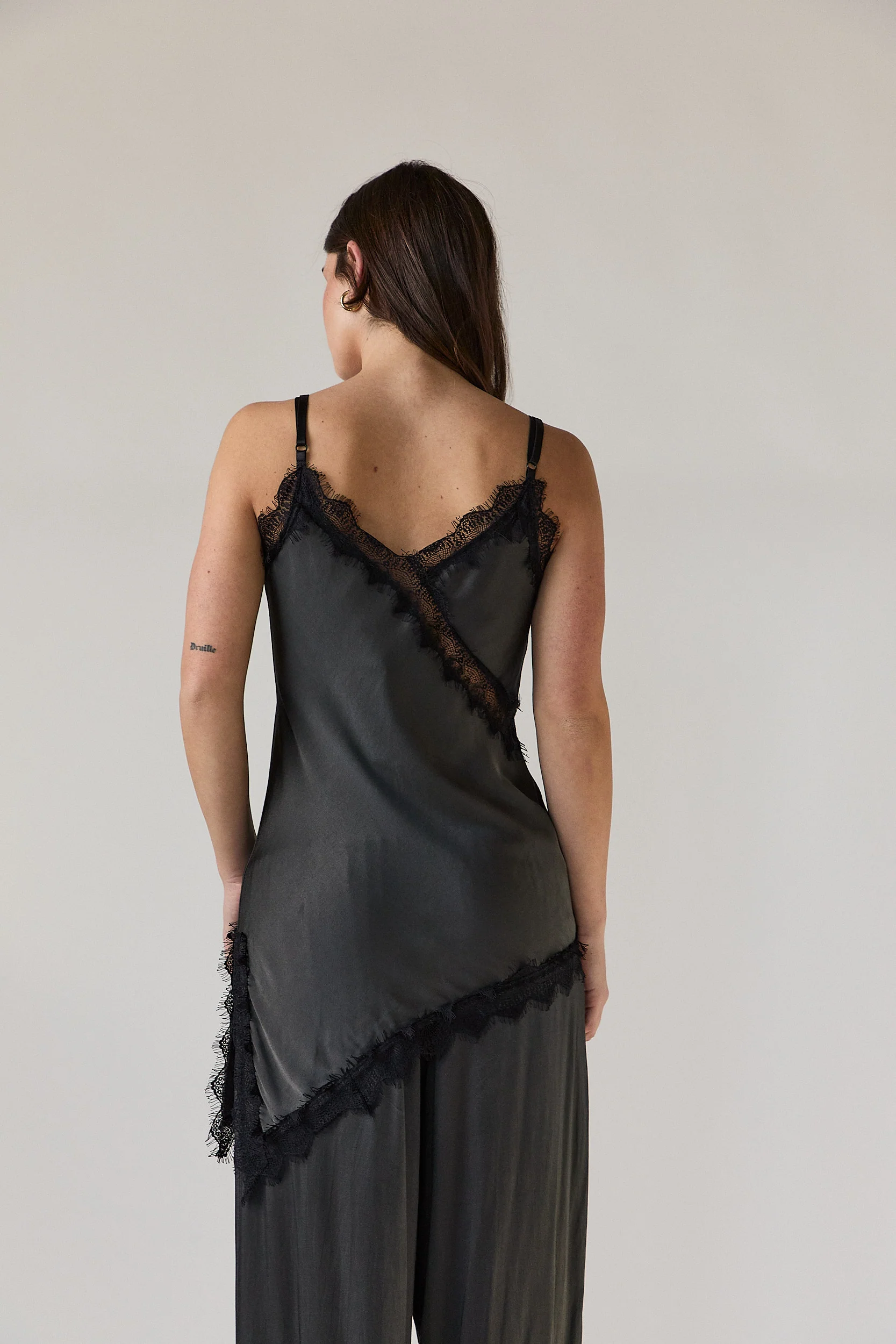 Top lencero raso pico gris - Imagen 5