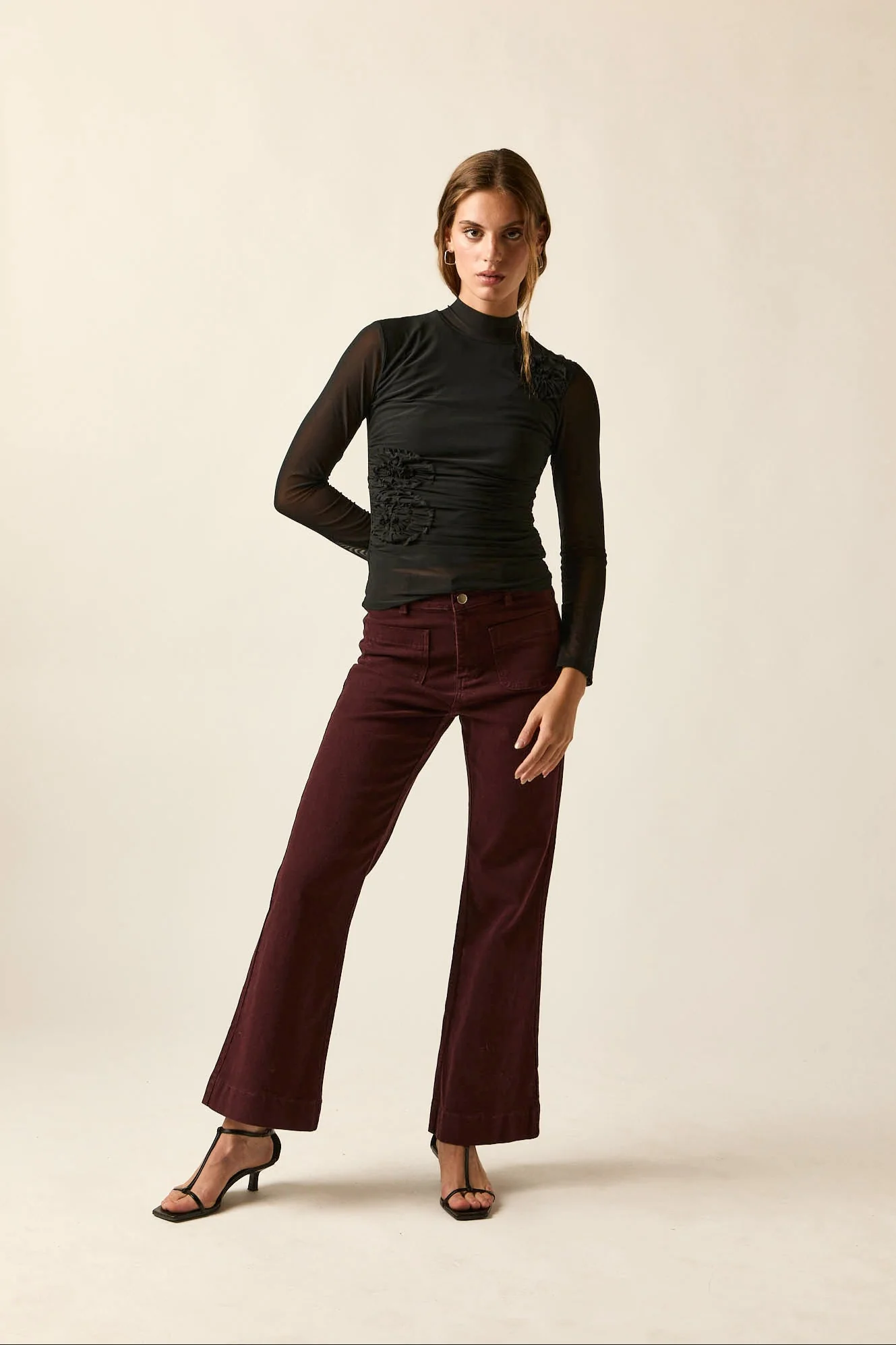 Top tul flores negro - Imagen 7