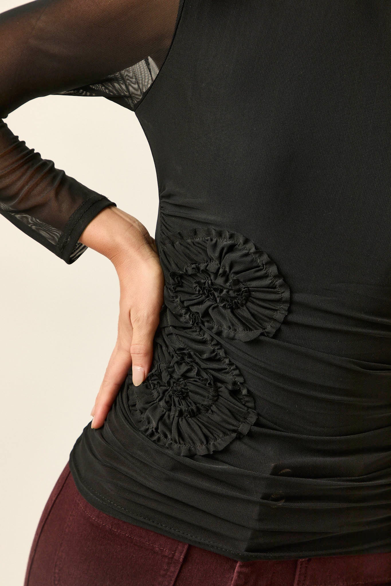 Top tul flores negro - Imagen 2